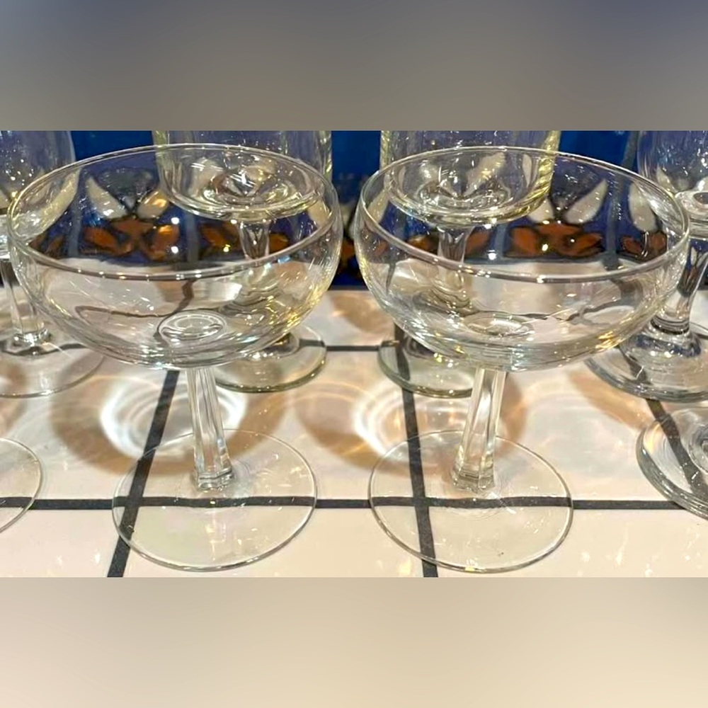 Elegant Clear Glass Martini Cocktail Set of 2
